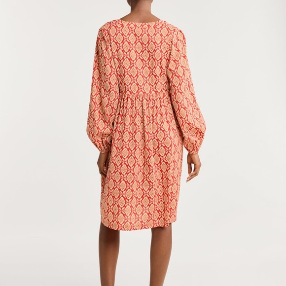 Pendleton Java V-neck Dress - Picture 2 of 10